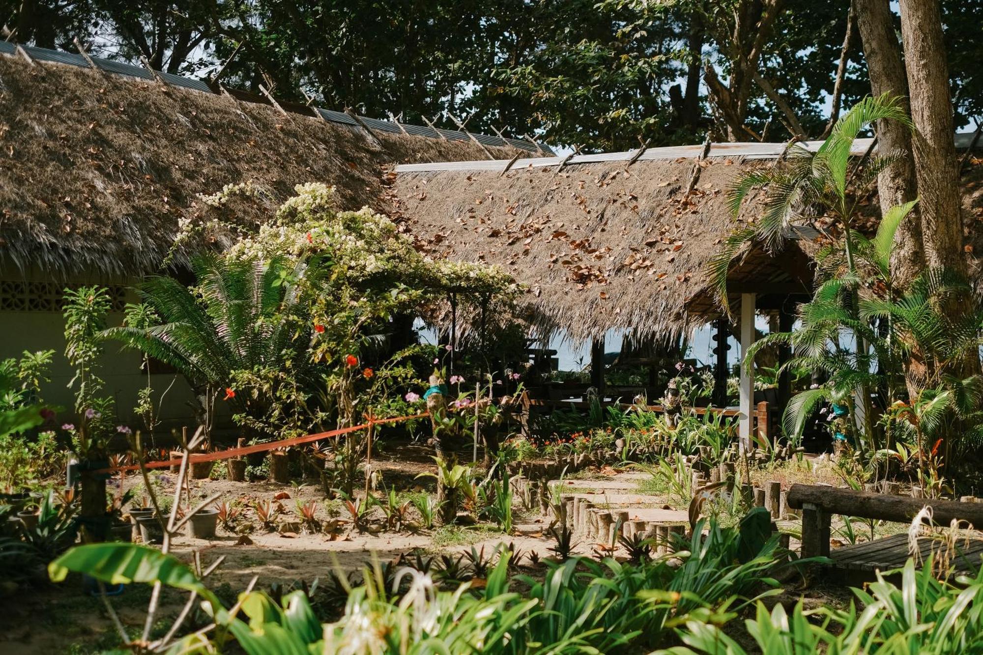 Joy Bungalow Resort And Restaurant Koh Jum Exterior photo