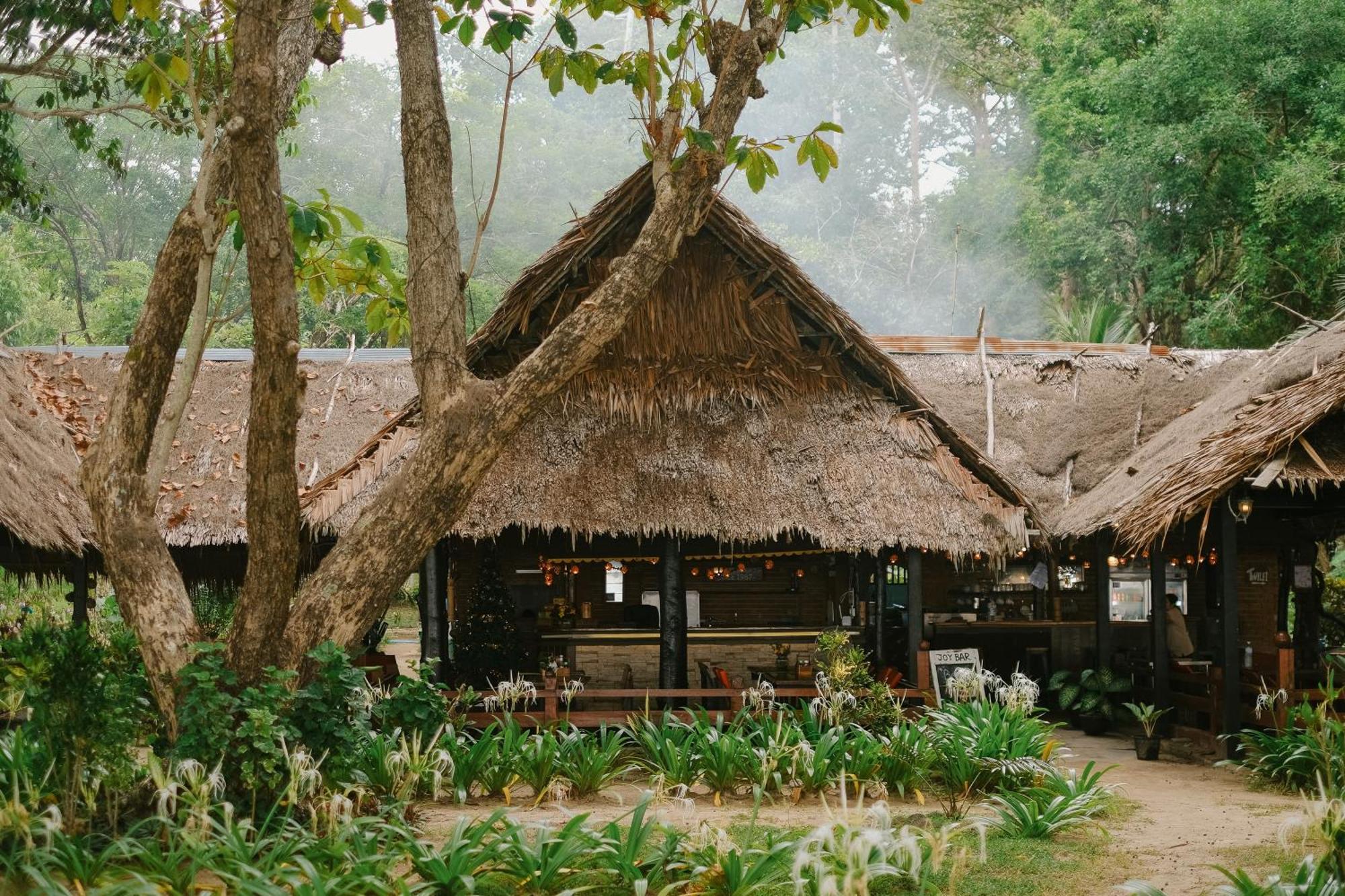 Joy Bungalow Resort And Restaurant Koh Jum Exterior photo
