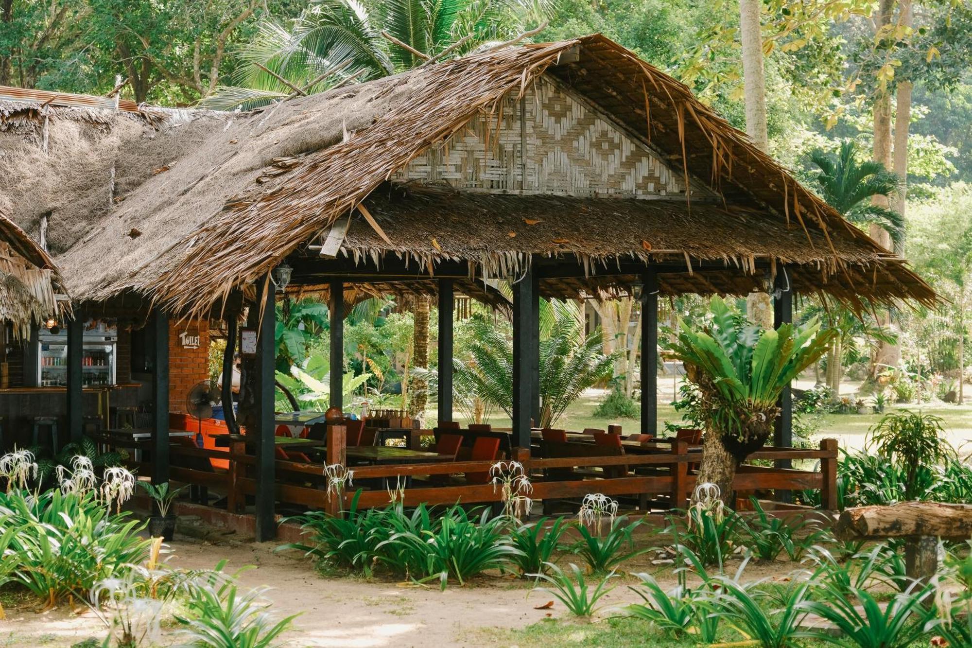 Joy Bungalow Resort And Restaurant Koh Jum Exterior photo