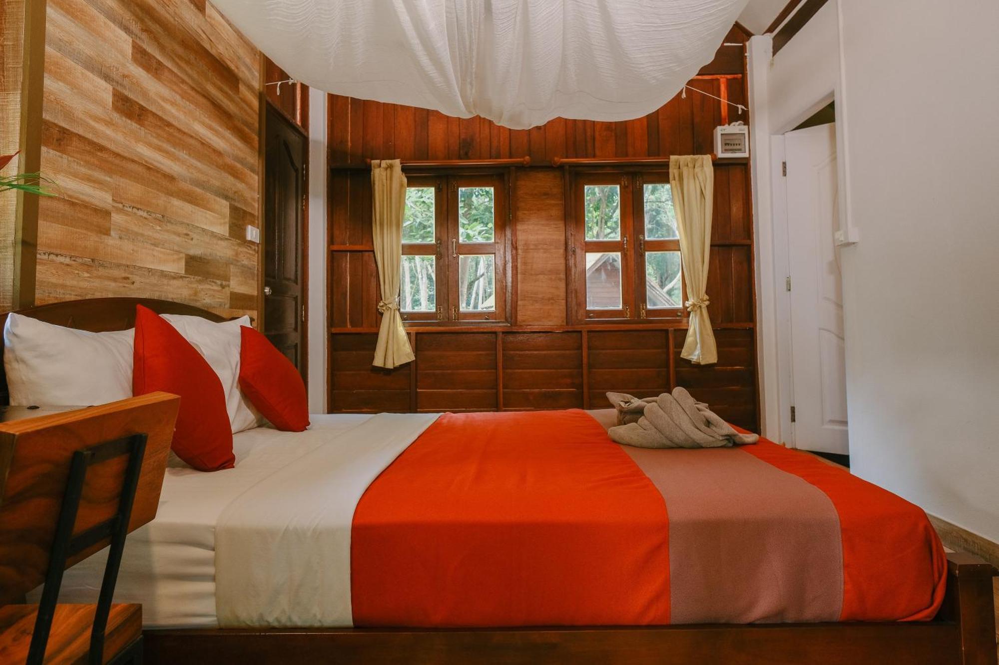 Joy Bungalow Resort And Restaurant Koh Jum Exterior photo
