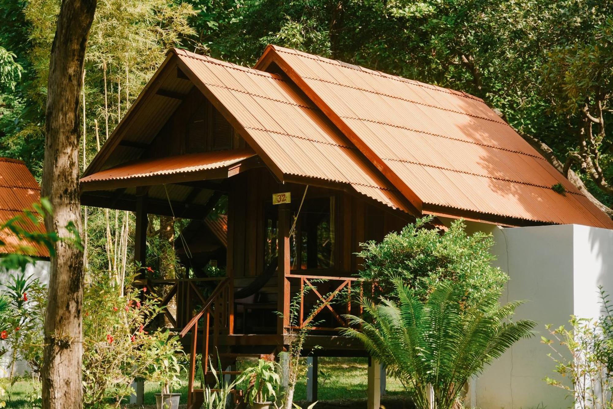 Joy Bungalow Resort And Restaurant Koh Jum Exterior photo