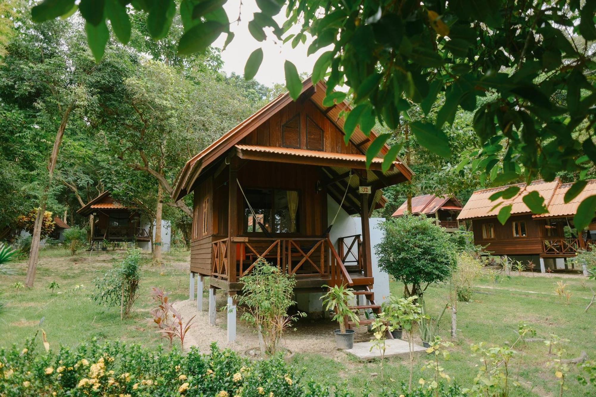 Joy Bungalow Resort And Restaurant Koh Jum Exterior photo