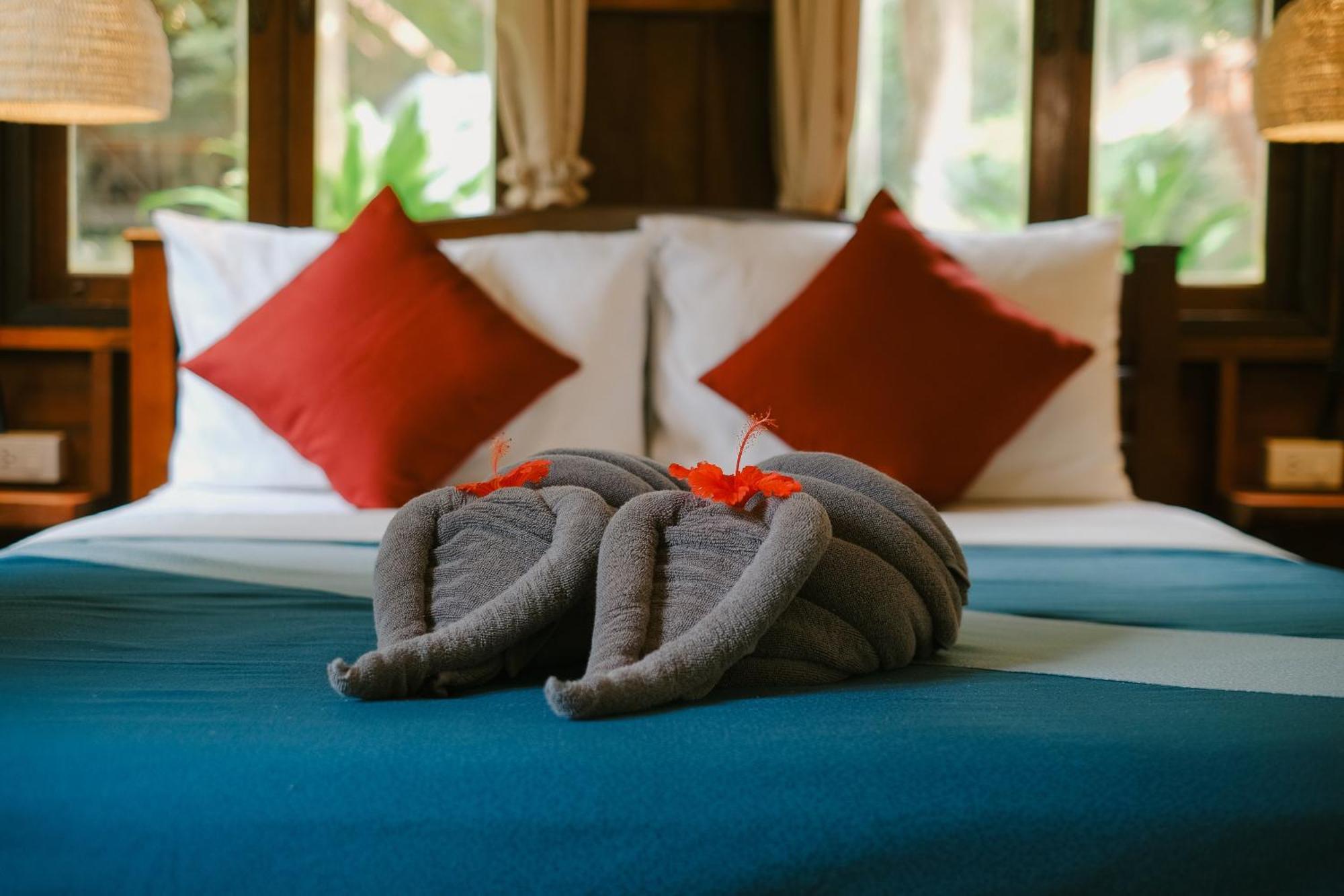 Joy Bungalow Resort And Restaurant Koh Jum Exterior photo