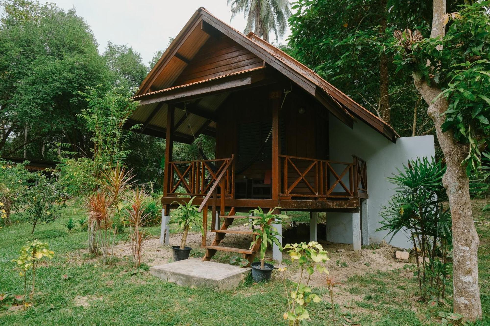 Joy Bungalow Resort And Restaurant Koh Jum Exterior photo